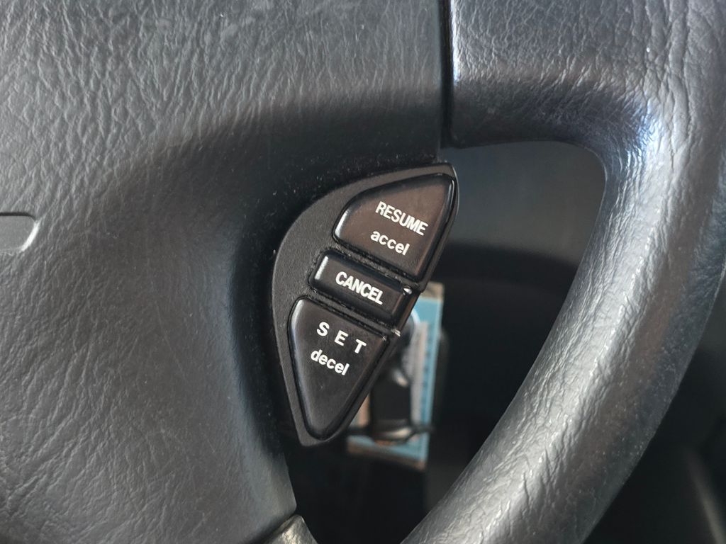 2001 Honda Accord LX photo 16