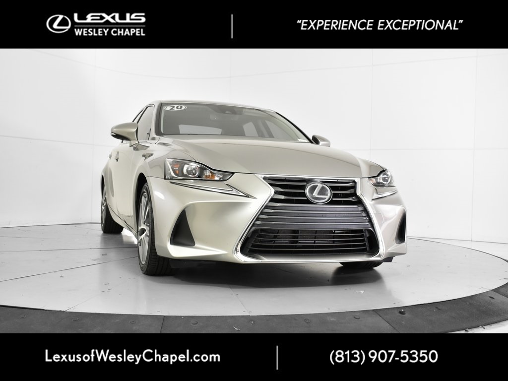 2020 Lexus IS 300's photo