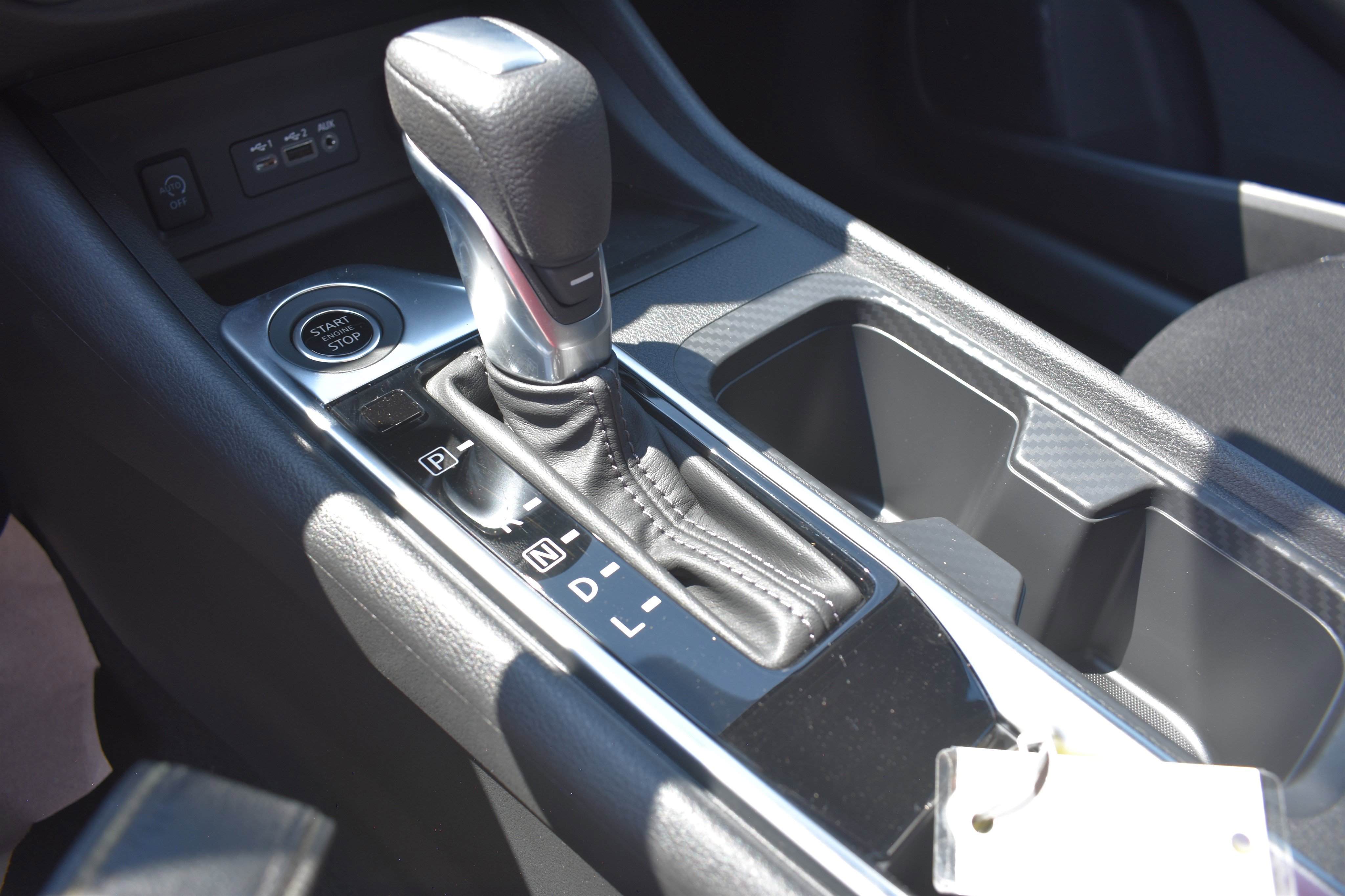 2025 Nissan Sentra SV photo 13