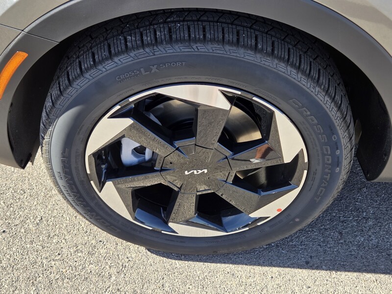 2026 Kia Sorento Hybrid EX photo 3