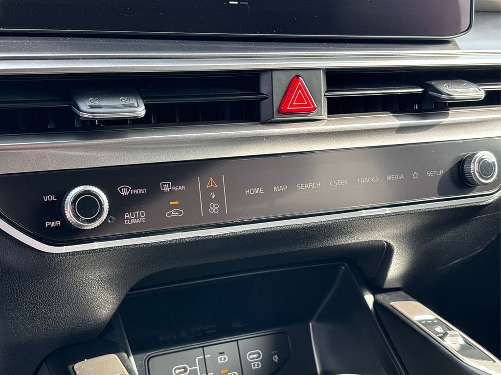 2026 Kia Sorento S photo 19