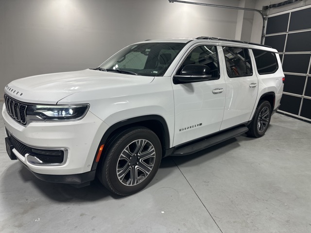 2023 Jeep Wagoneer L Series II photo 13
