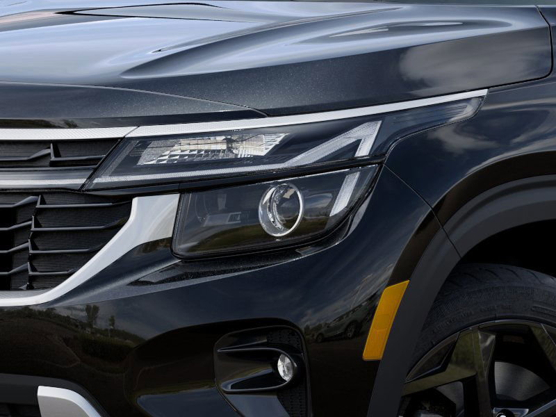 2026 Kia Seltos EX photo 9