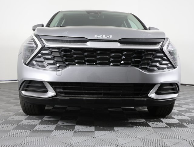 2025 Kia Sportage LX photo 2