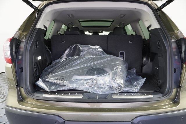 2025 Subaru Ascent Onyx Edition Touring photo 22