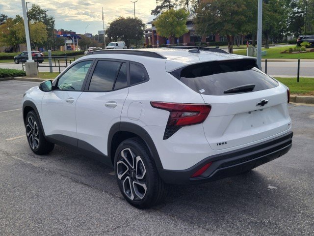2026 Chevrolet Trax photo 4