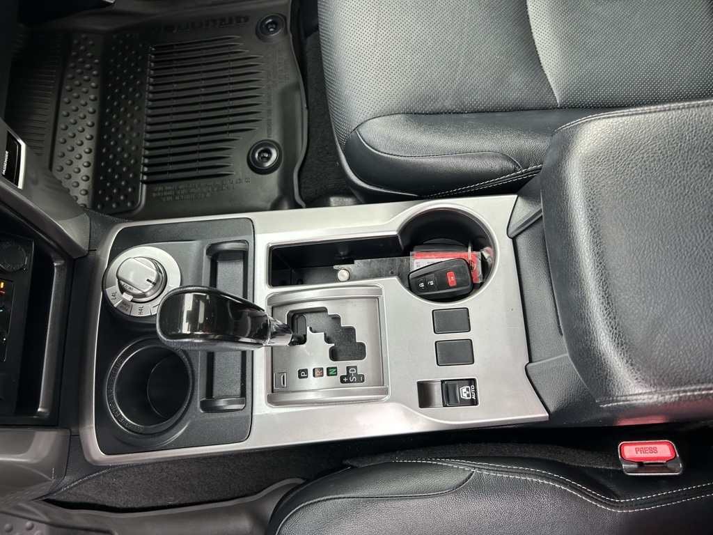 2022 Toyota 4Runner Limited photo 20