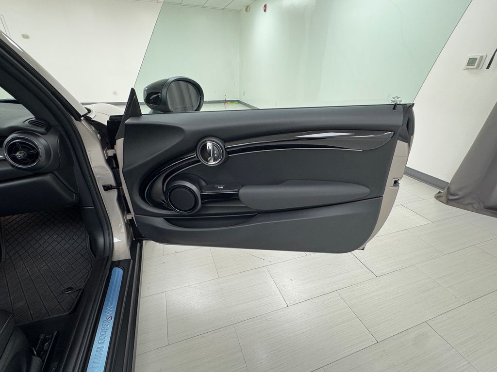 2023 Mini Cooper Convertible S photo 20