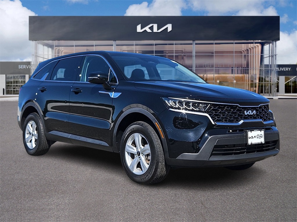 2022 Kia Sorento LX