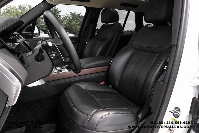 2023 Land Rover Range Rover SE photo 29