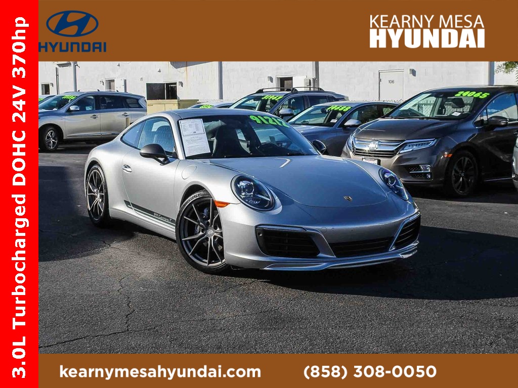 2019 Porsche 911 T's photo