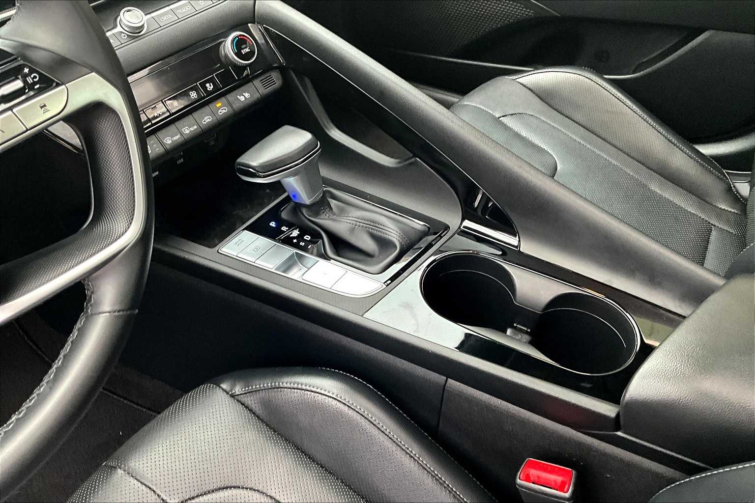 2022 Hyundai Elantra Hybrid Limited photo 15