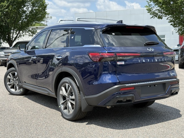 2025 Infiniti QX60 Luxe photo 2
