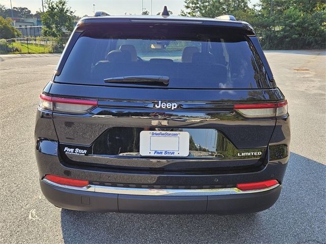 2025 Jeep Grand Cherokee Limited photo 11