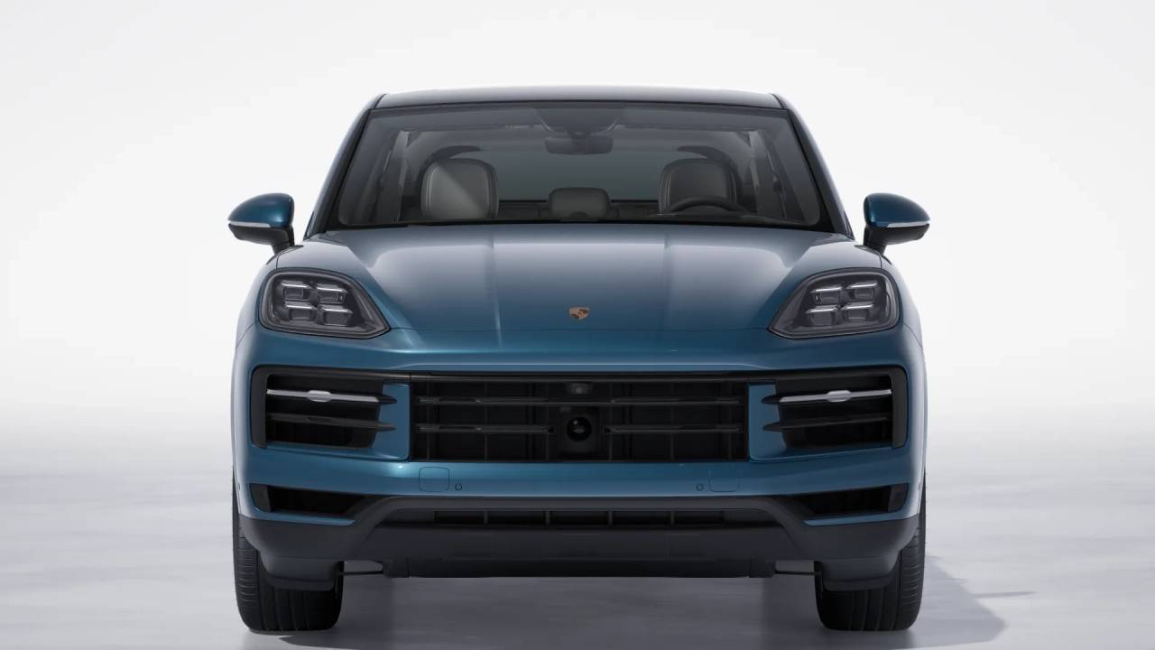 2026 Porsche Cayenne Coupe photo 9