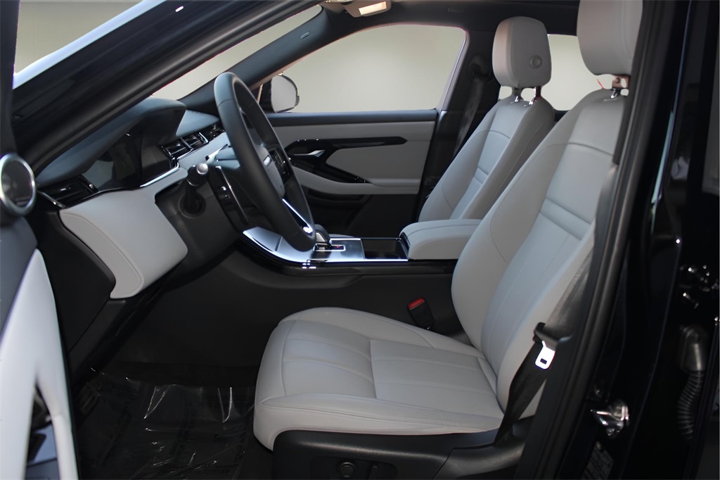 2026 Land Rover Range Rover Evoque S photo 12