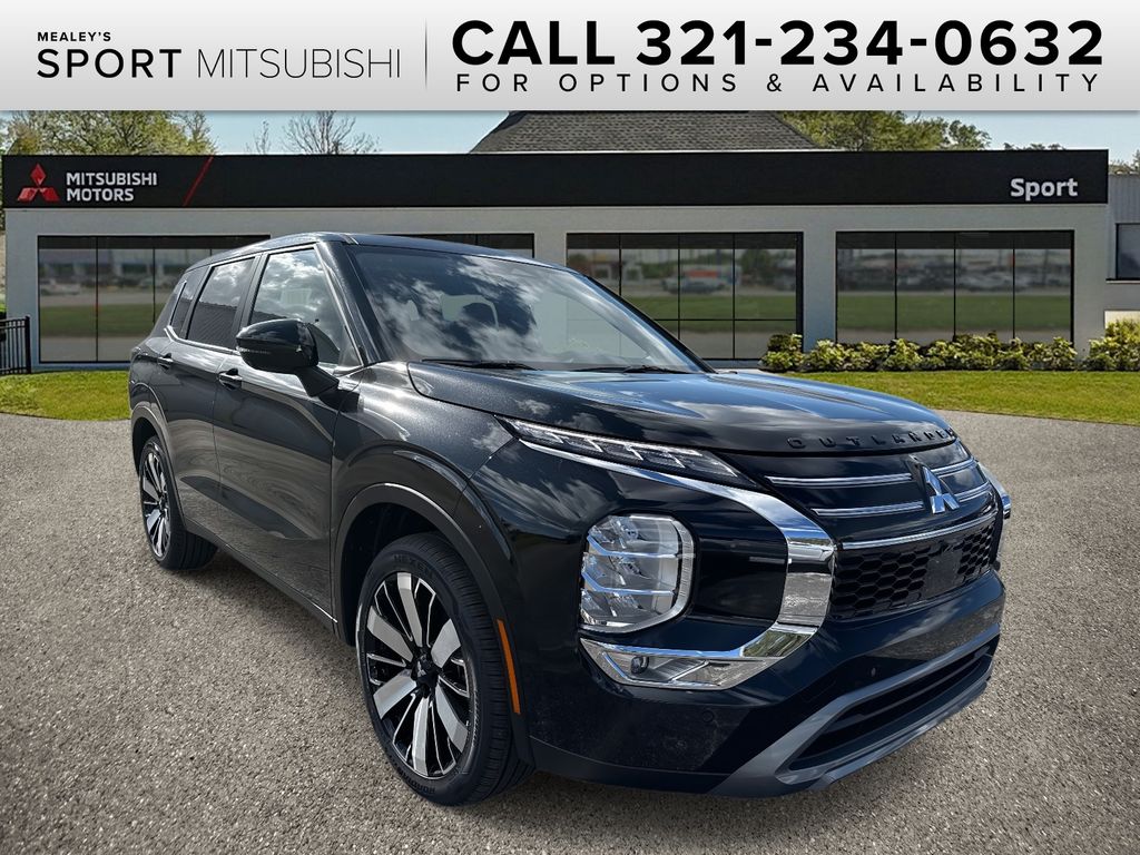 2025 Mitsubishi Outlander SE's photo