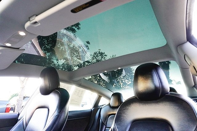 Used 2022 Gray Tesla Long Range image 15