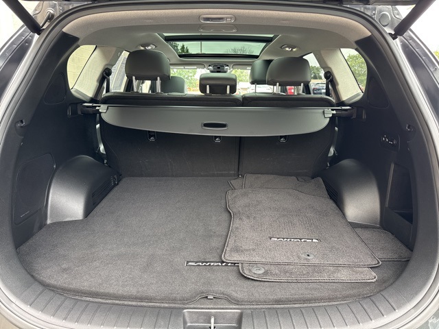 2021 Hyundai Santa Fe Limited photo 9