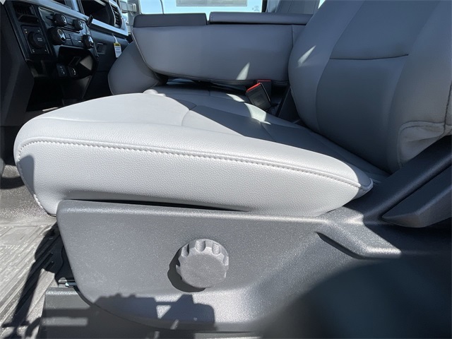 2025 Ford F-250 XL photo 15