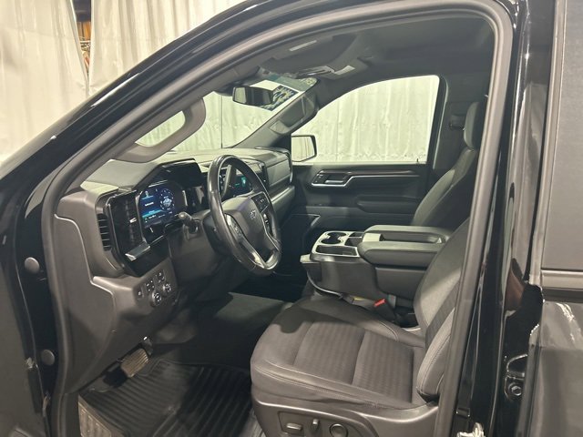 2022 Chevrolet Silverado 1500 RST photo 7