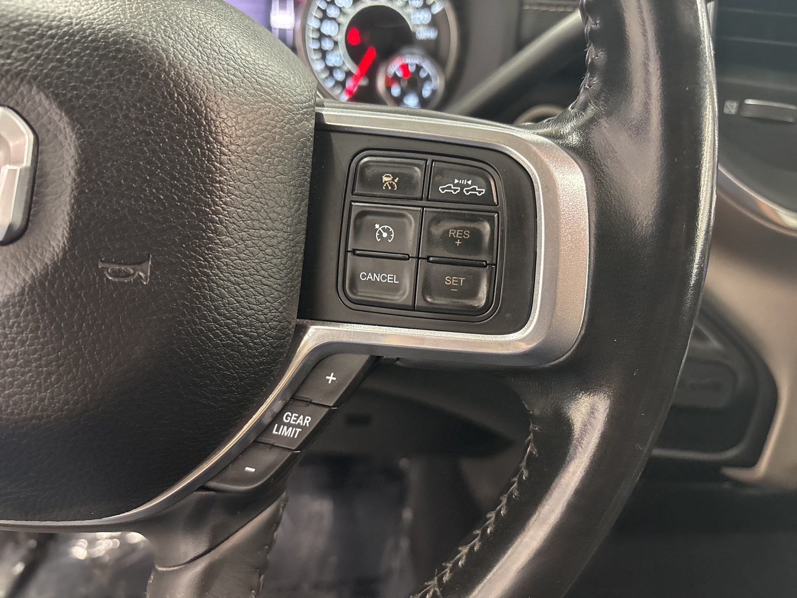 2021 Ram 2500 Laramie photo 14