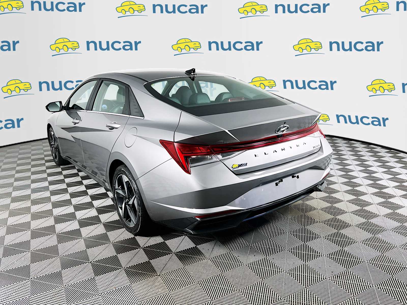 2023 Hyundai Elantra Limited photo 4