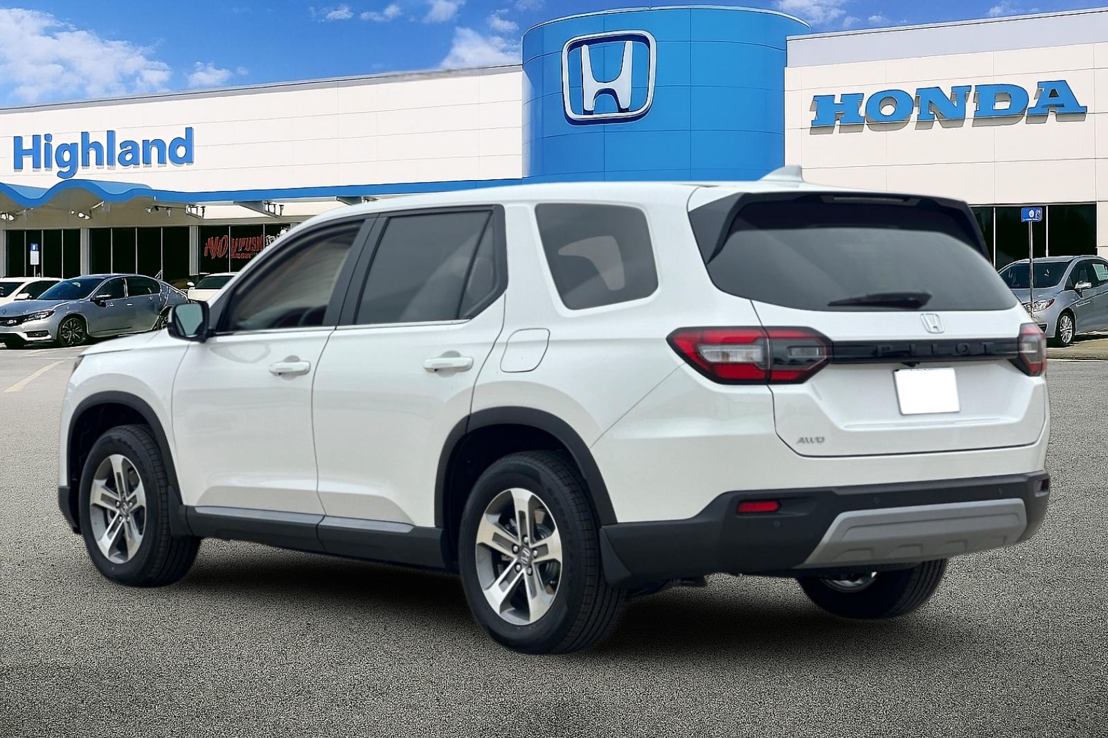 2025 Honda Pilot EX-L photo 3