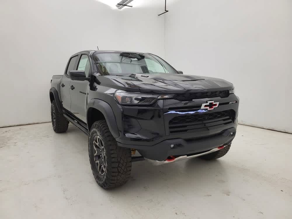 2026 Chevrolet Colorado ZR2 photo 12