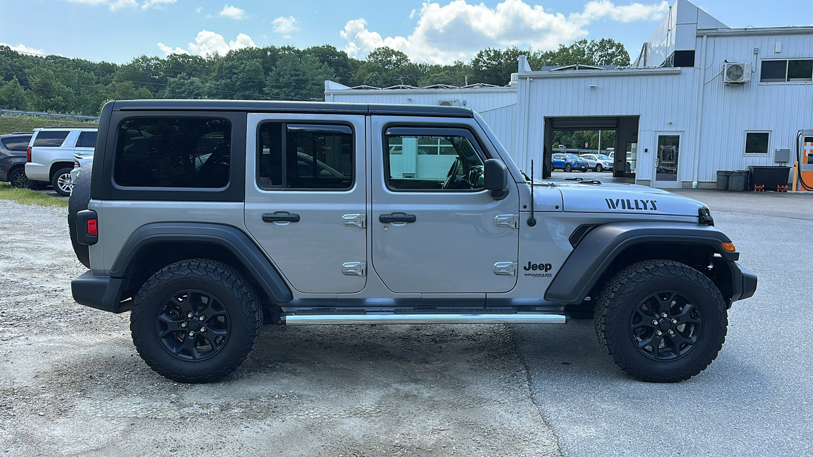 2020 Jeep Wrangler Unlimited Willys photo 3