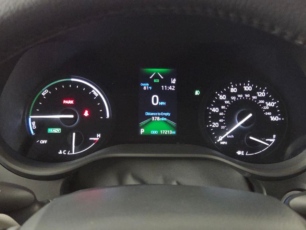 2024 Toyota Sienna XLE photo 22