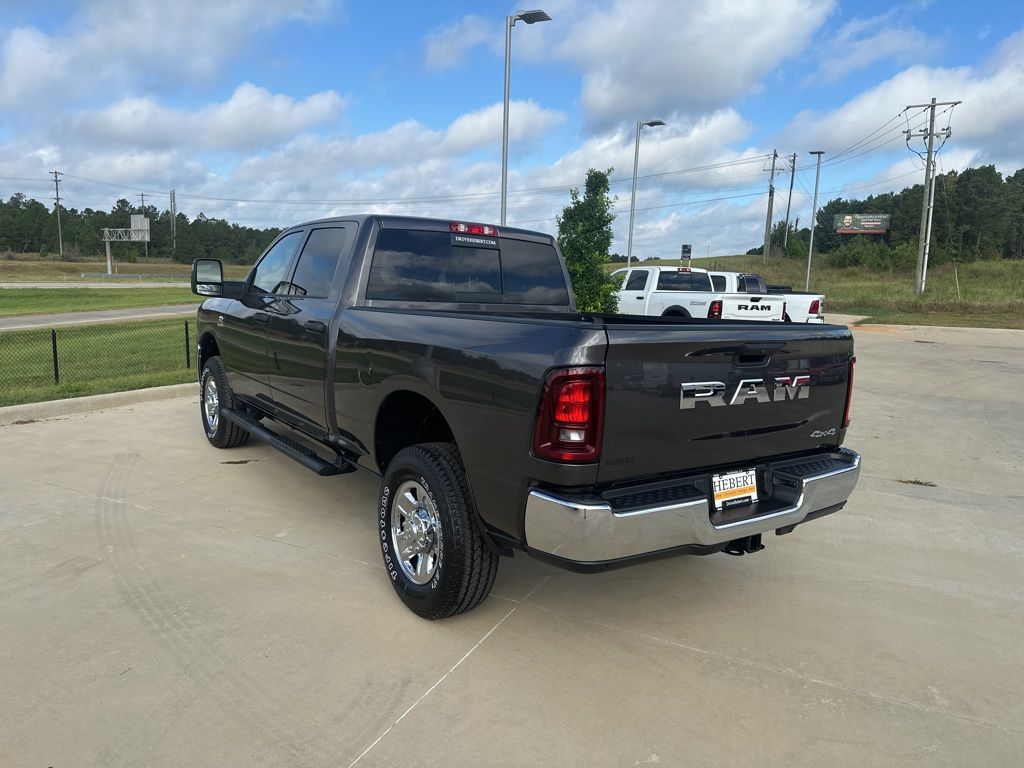 2026 Ram 2500 Tradesman photo 4