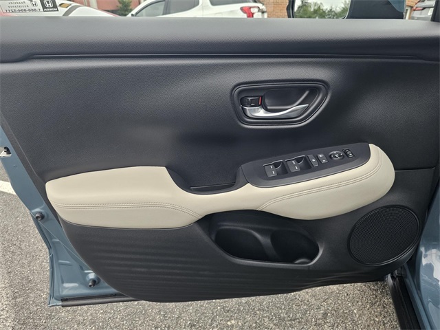 2025 Honda HR-V LX photo 19