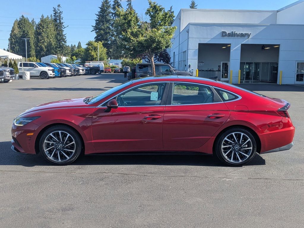 2023 Hyundai Sonata Limited photo 3