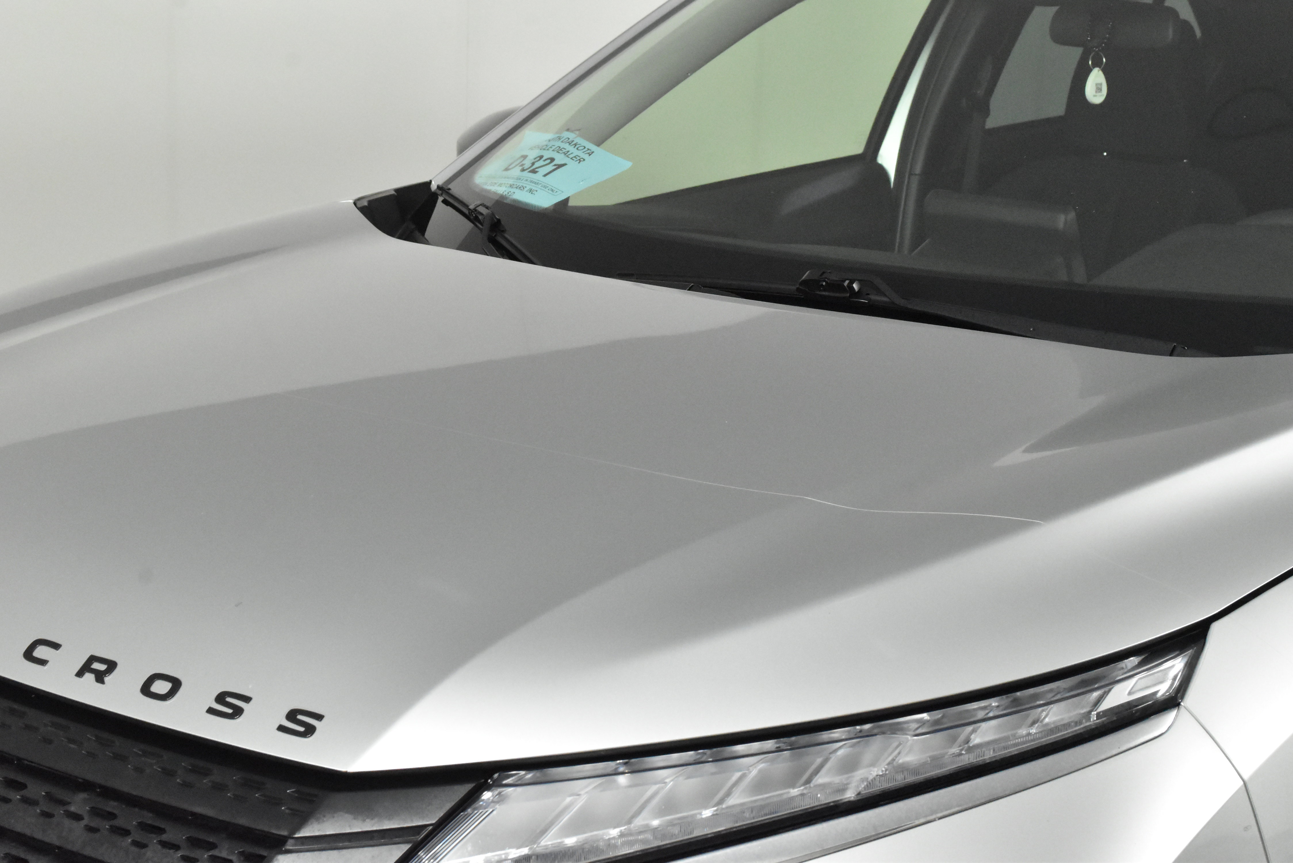 2023 Mitsubishi Eclipse Cross LE photo 2