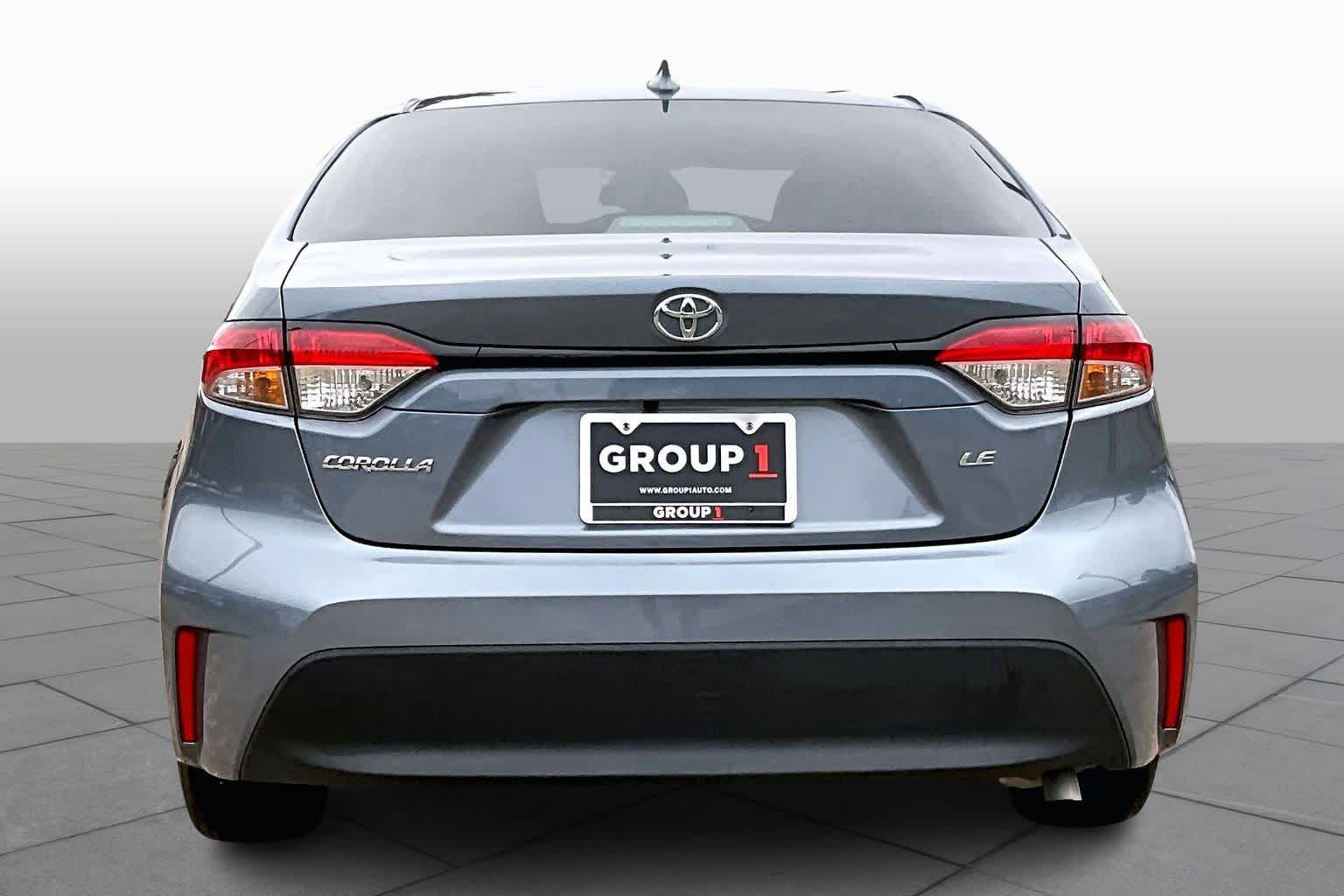 2025 Toyota Corolla LE photo 4