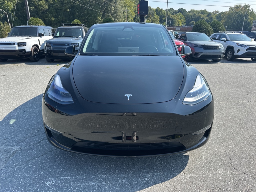 2024 Tesla Model Y Long Range photo 8