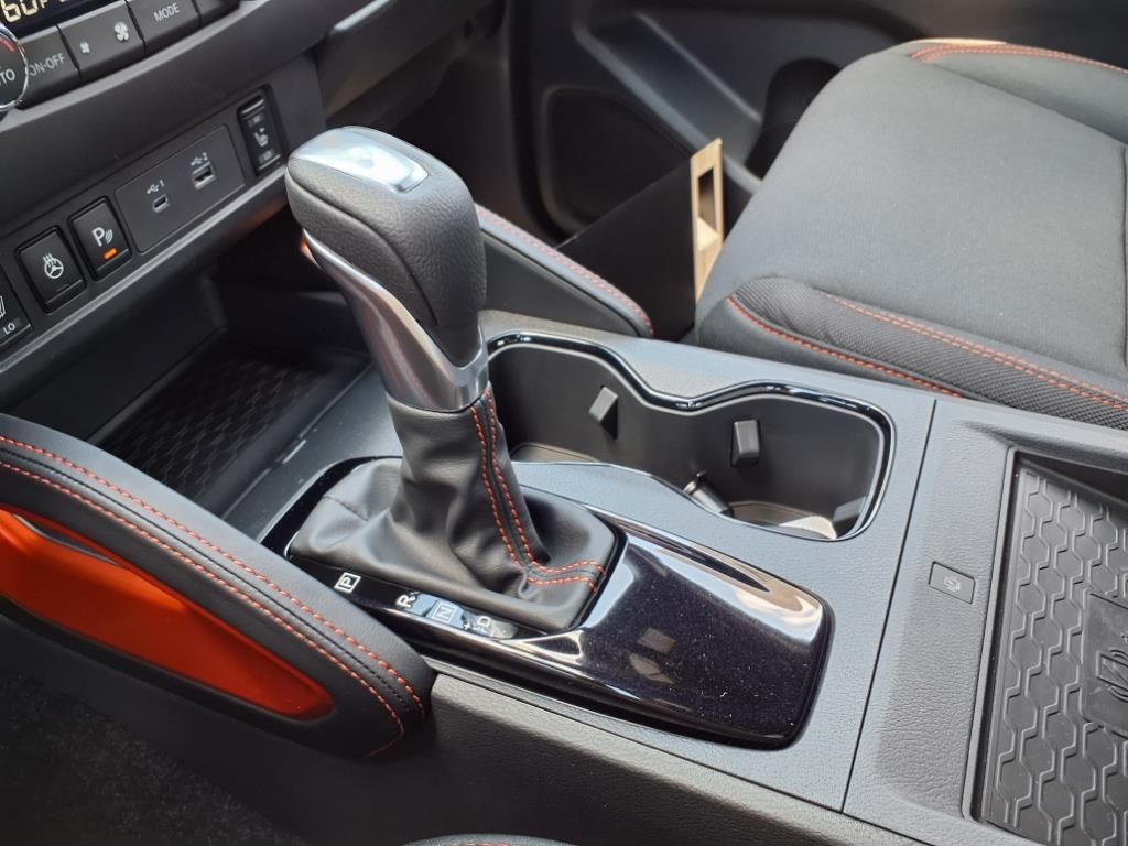 2025 Nissan Frontier PRO-4X photo 17