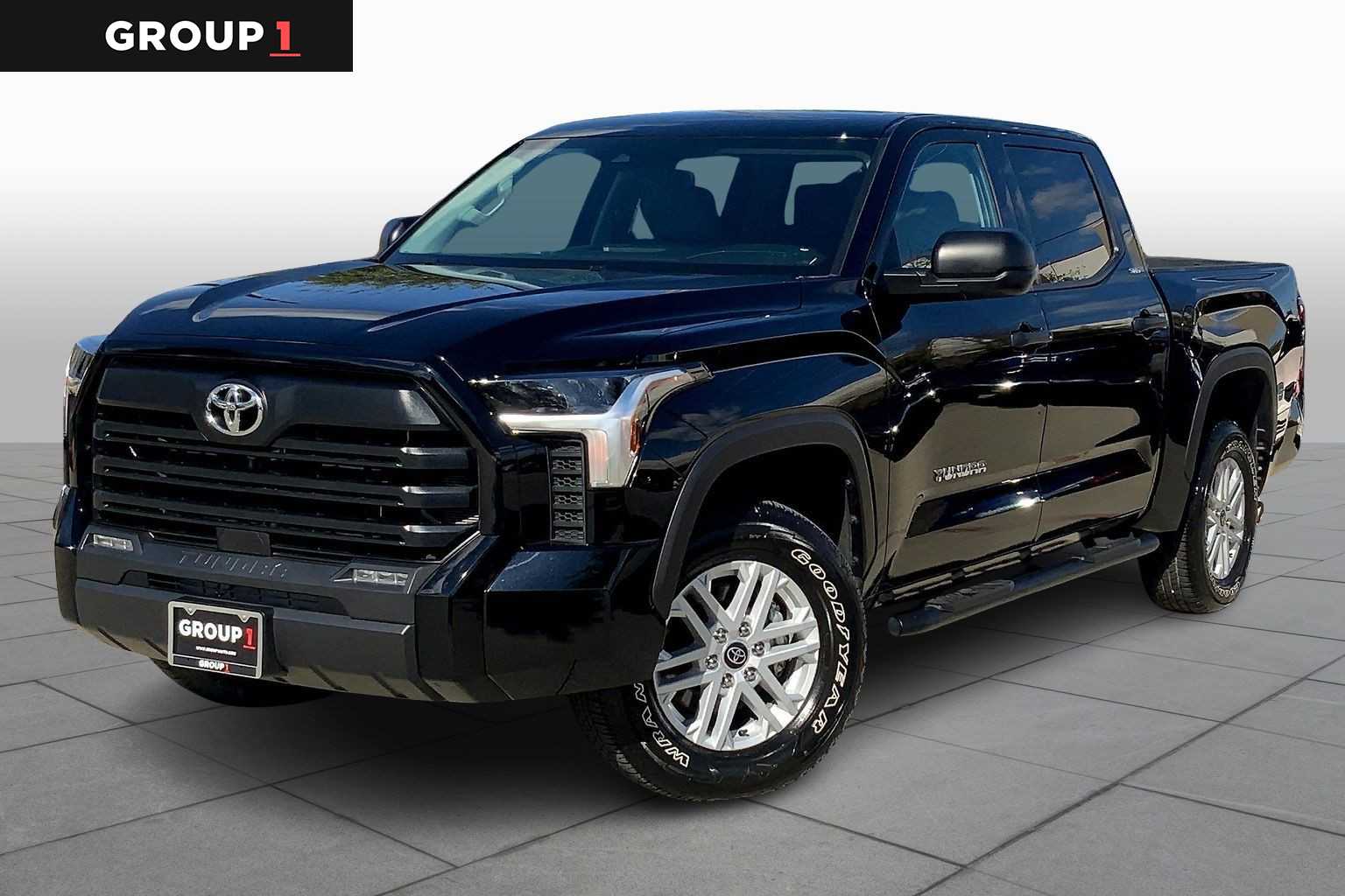 2024 Toyota Tundra SR5's photo