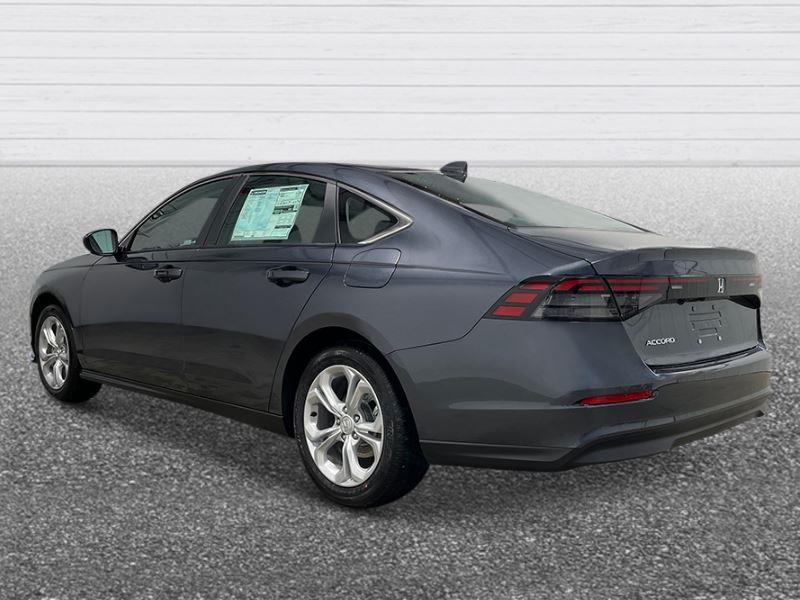 2025 Honda Accord LX photo 3