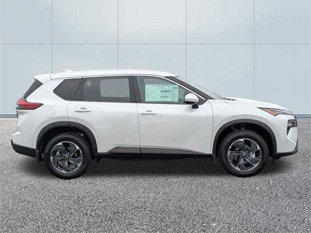 2026 Nissan Rogue SV photo 2