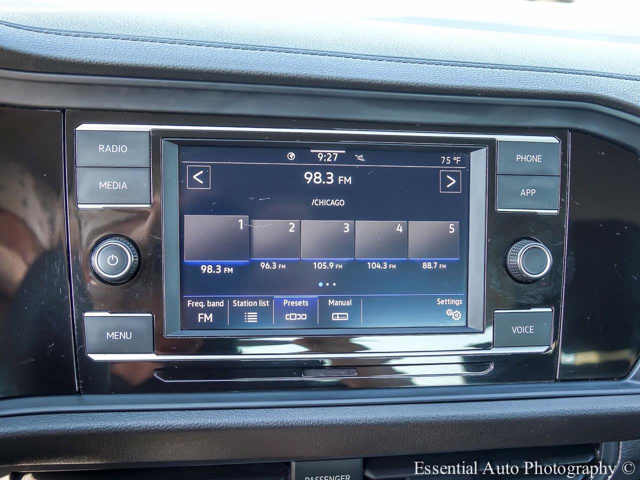 2022 VOLKSWAGEN JETTA - Image 16