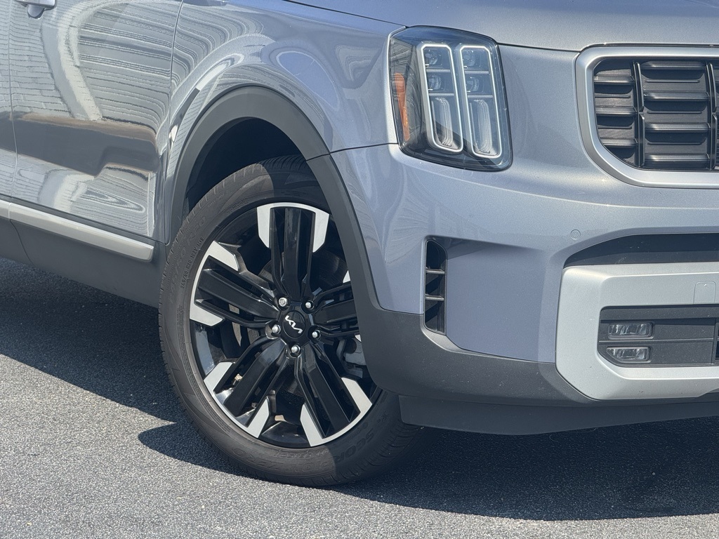 2024 Kia Telluride SX photo 2