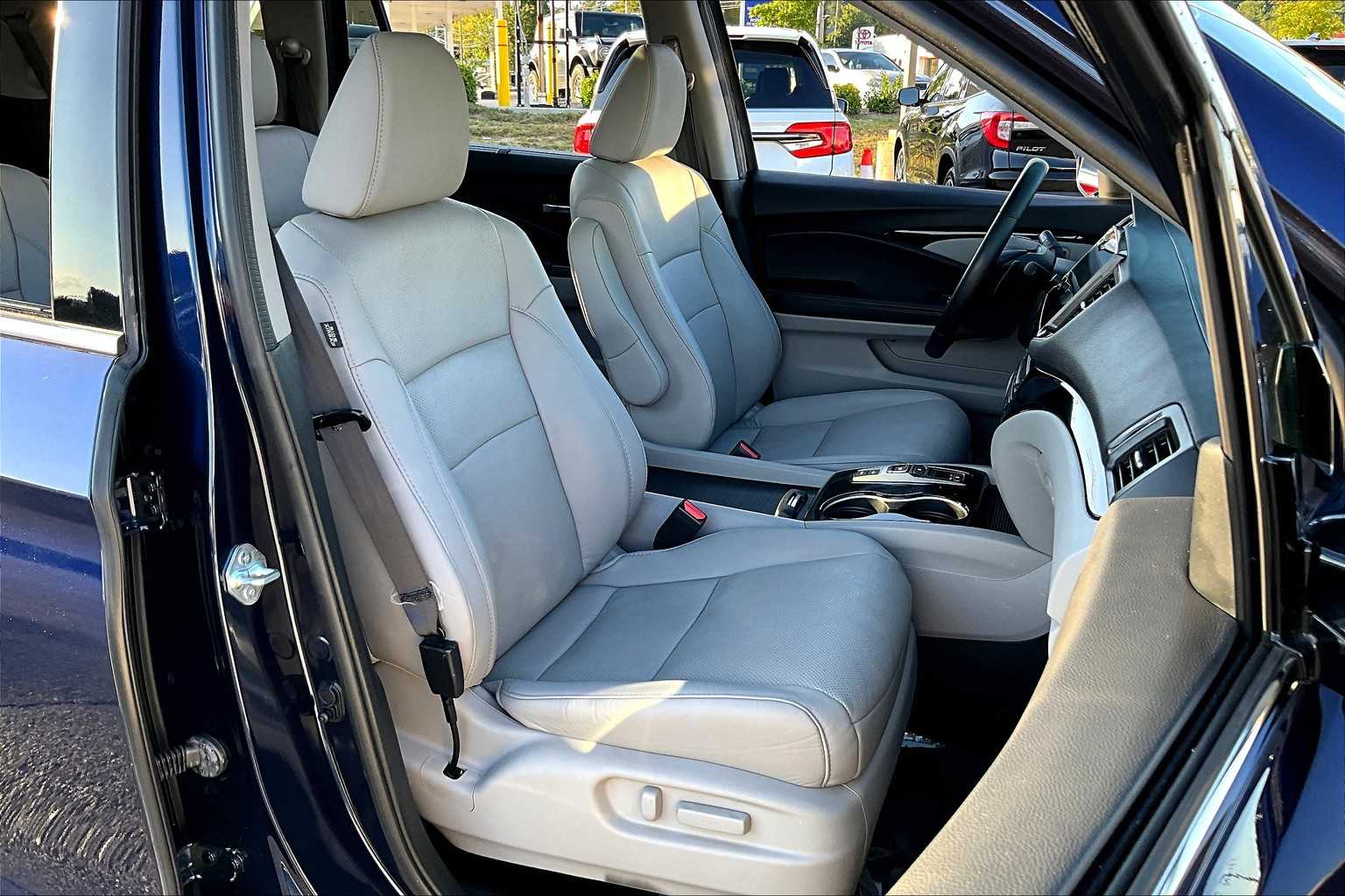 2022 Honda Pilot Elite photo 7