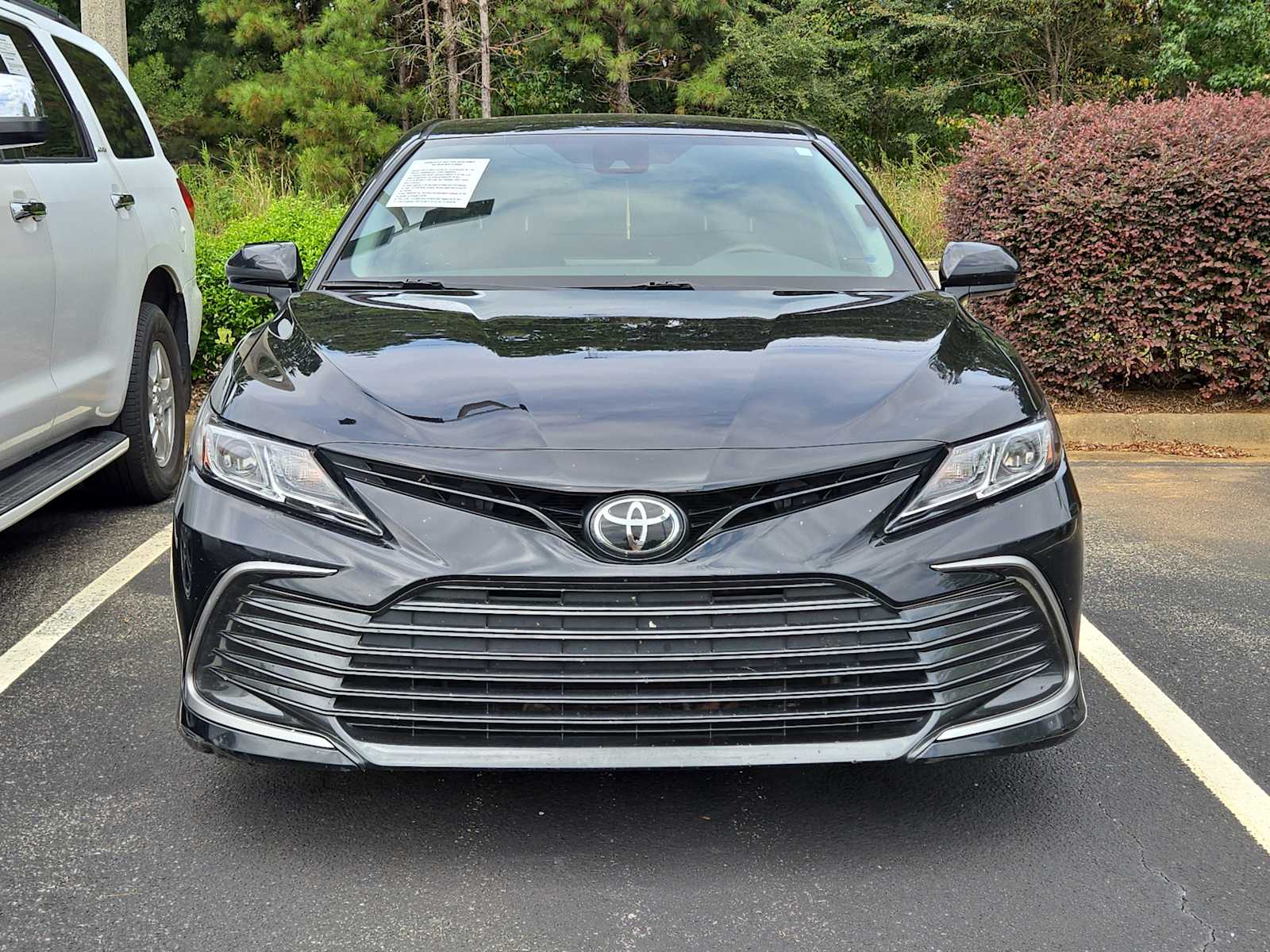 2022 Toyota Camry LE photo 2