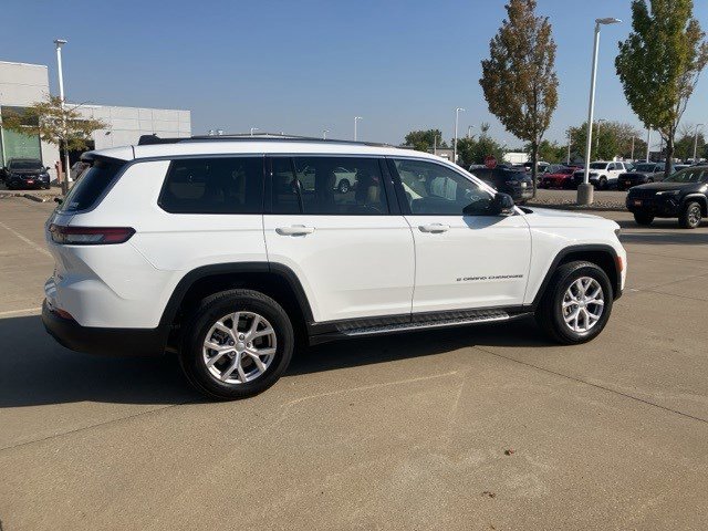 2022 Jeep Grand Cherokee Limited photo 4