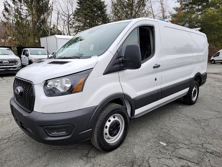 2024 Ford Transit Cargo Van photo 3