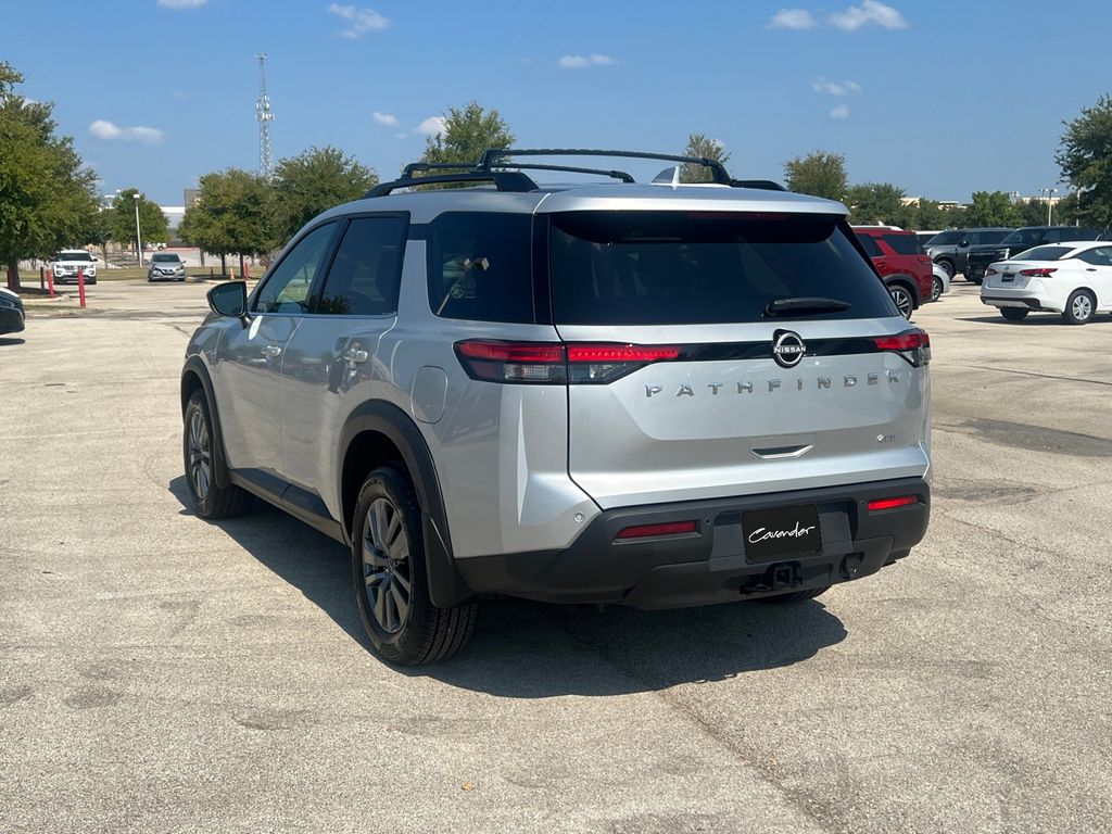 2025 Nissan Pathfinder SV photo 14