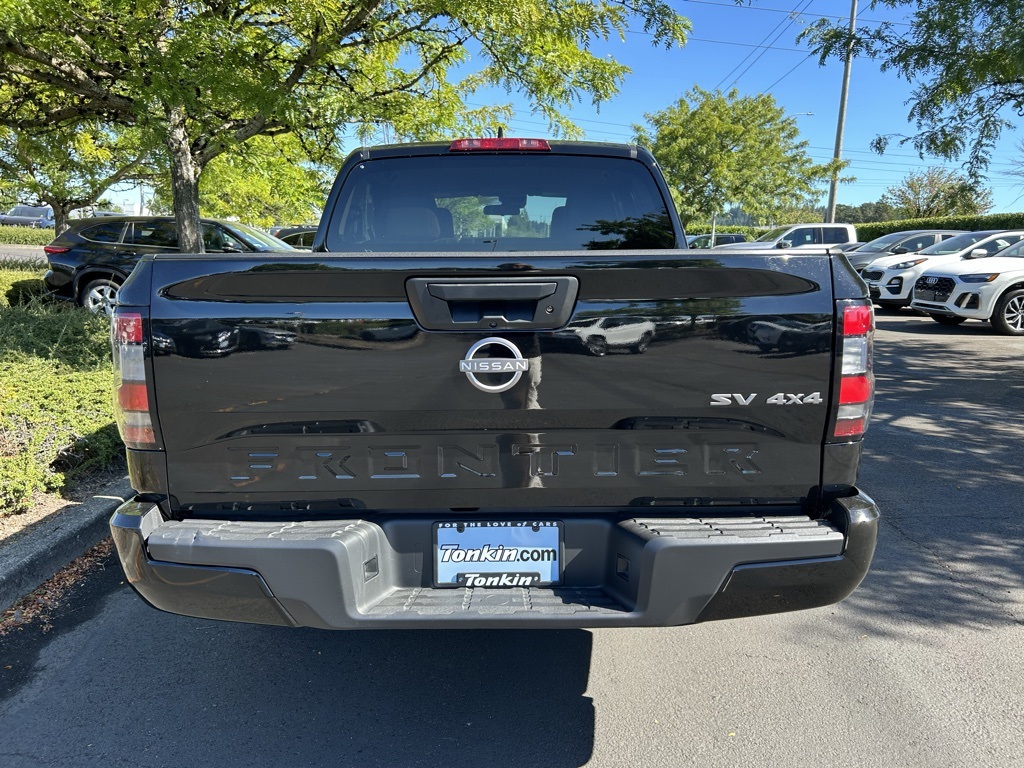 2023 Nissan Frontier SV photo 5