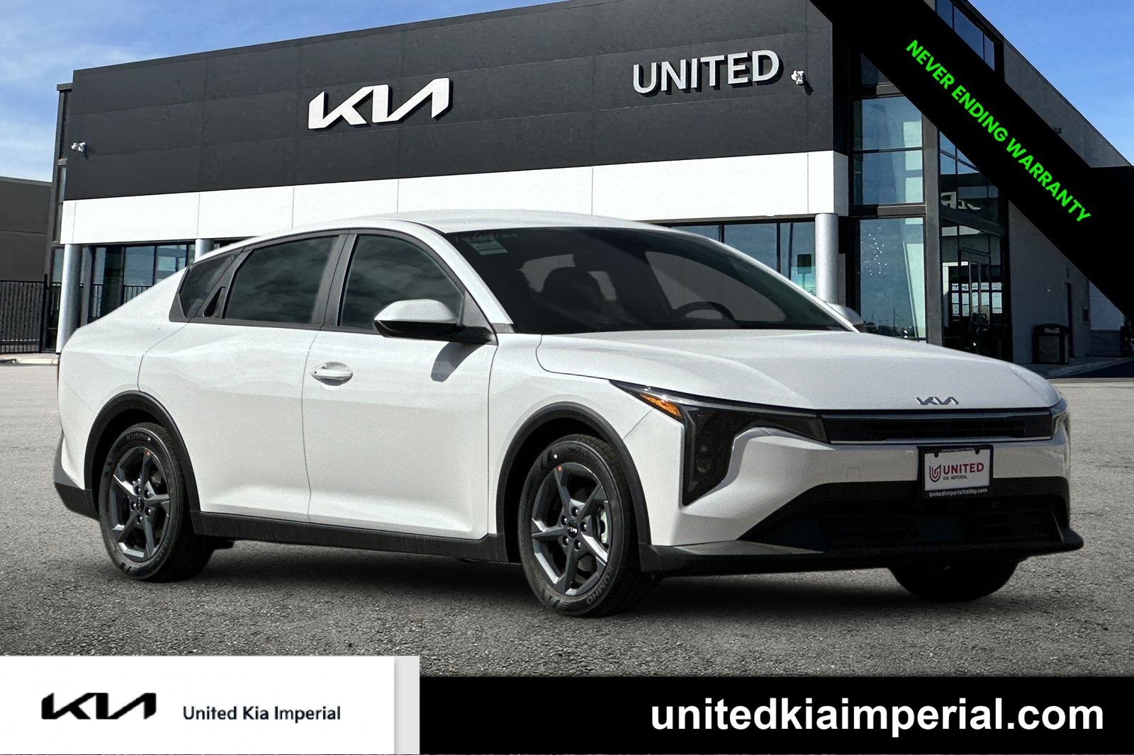 2025 Kia K4 LXS's photo